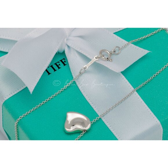 Tiffany & Co. Elsa Peretti Vintage Full Heart Necklace in Silver on a 16" Chain - Picture 5 of 6